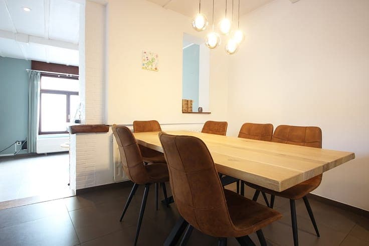 Move-in ready home with a sunny terrace