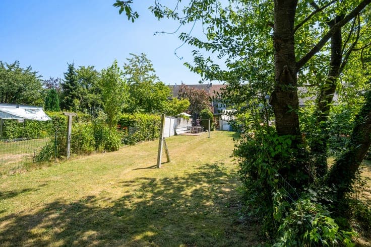 MELLE: Family home with 3/4 rooms and a large, deep garden!