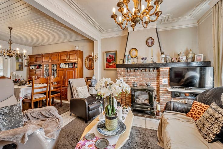 MELLE: Family home with 3/4 rooms and a large, deep garden!