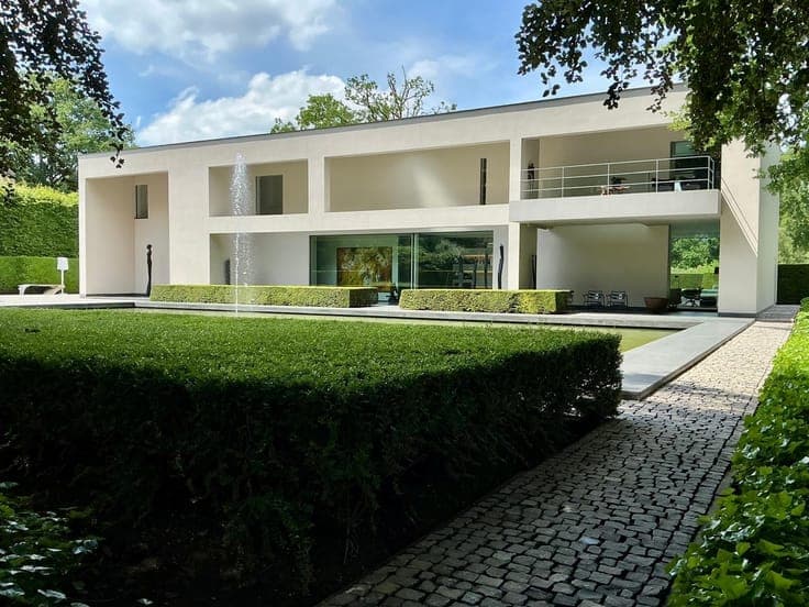 Modern design villa in prime location in Brasschaat.