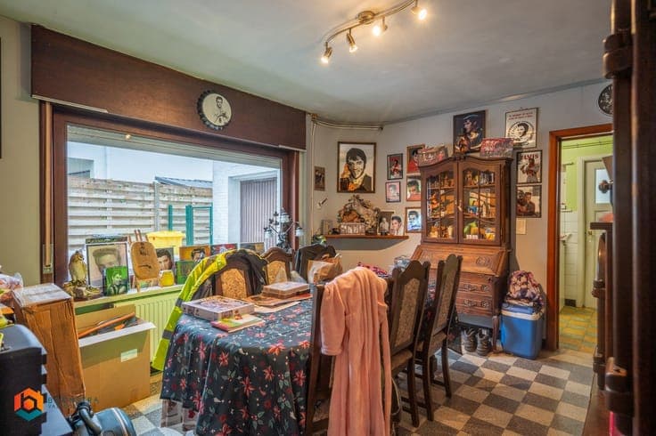 Te renoveren woning met 3 slpkrs en garage in Bonheiden