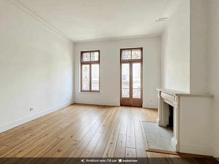 3-bedroom house with garage and garden to renovate