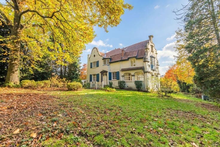 Historical villa in Uccle – Period charm, stunning garden
