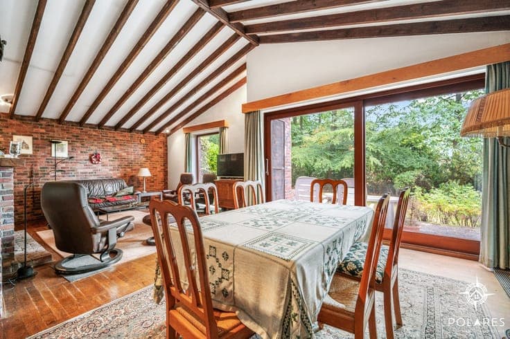 Detached house with exceptional potential in Linden