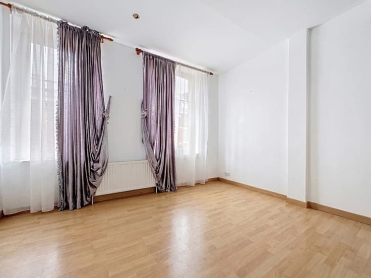 3-Bedroom House with Building Plot in Nivelles