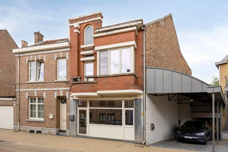 Renovation-commercial property-residential option-Hoegaarden