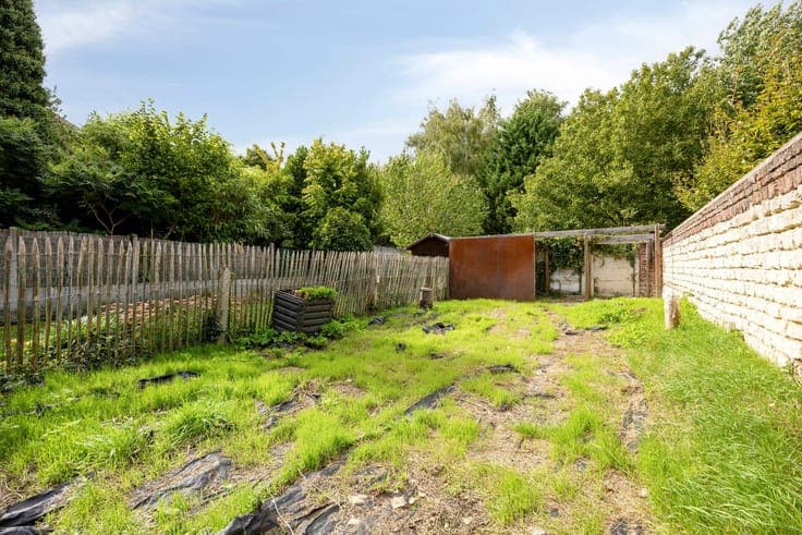 Renovation-commercial property-residential option-Hoegaarden