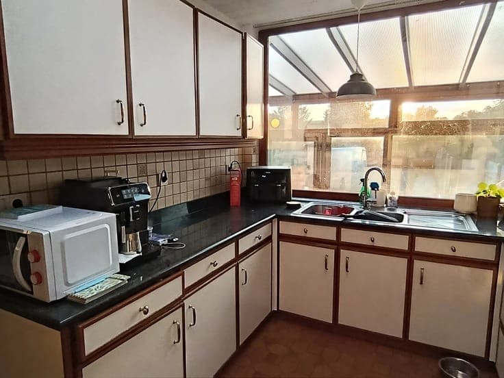 Sale - House Gingelom - 350,000 €
