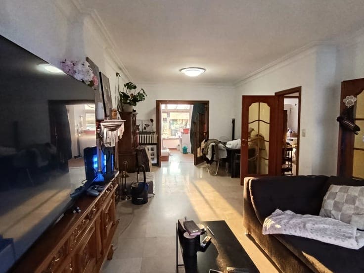 Sale - House Gingelom - 350,000 €