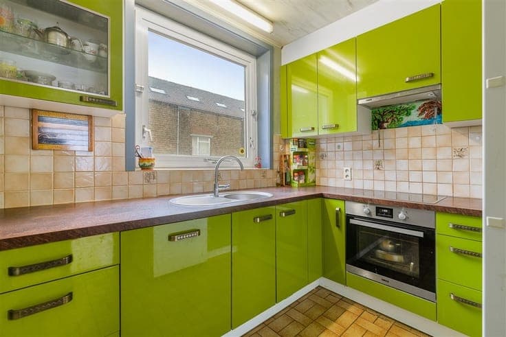Bright and spacious, ready-to-move-in bel-etage with 3 to...