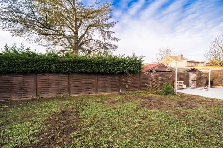 beautiful renovated villa on a prime location