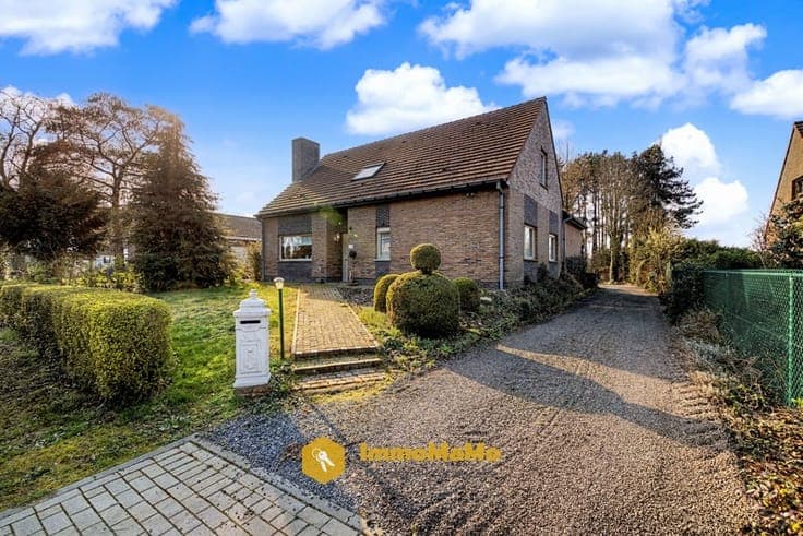 OPEN BEBOUWING TE KOOP IN LOCHRISTI (WACHTEBEKE)