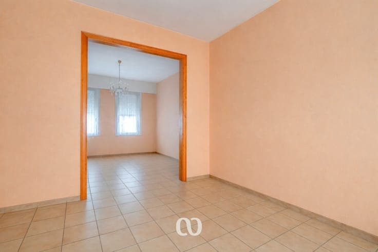Semi-detached house in a quiet location in the center of Be