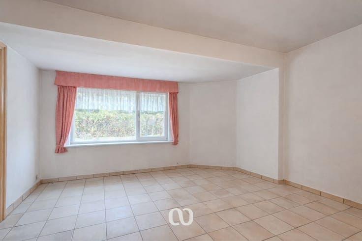 Semi-detached house in a quiet location in the center of Be