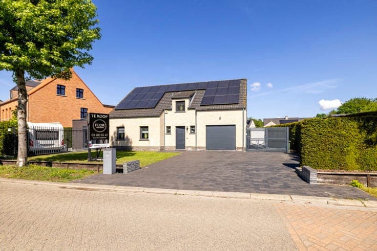 House in Malle