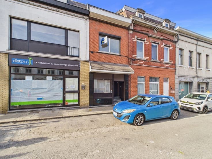 3-bedroom house with garage and cellar