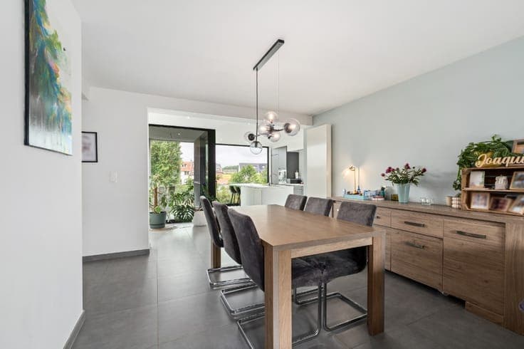 Semi-detached home in quiet Grimbergen area