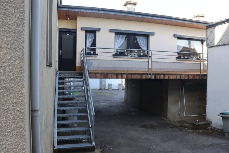 Apartment building