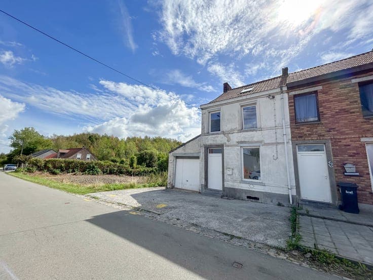 House in Courcelles