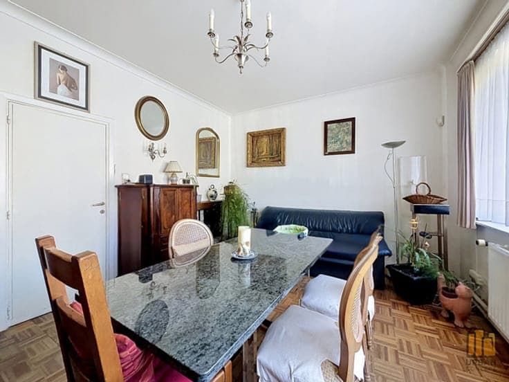 House 3 bedrooms / 135 m² / prime location / to renovate