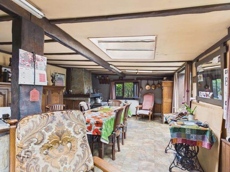 House in Hody