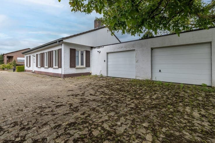 Cozy House: 3 Bedrooms in Scherpenheuvel-Ziche