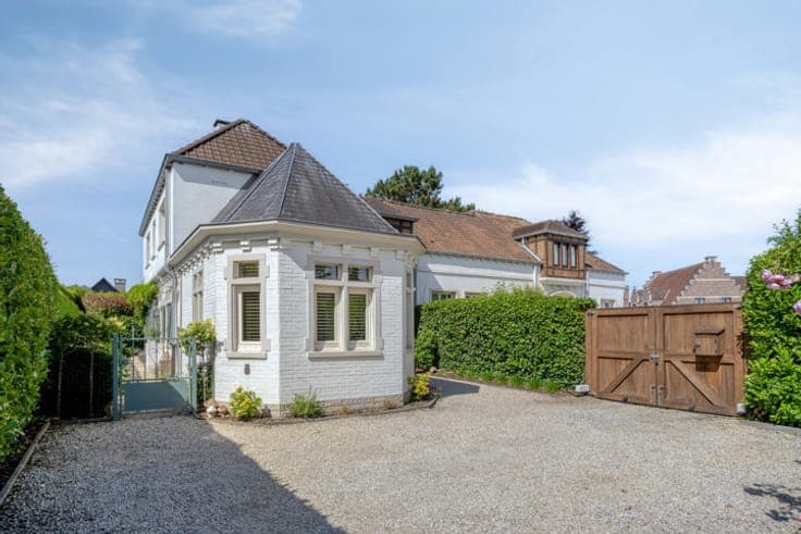 a charming semi-detached house with three bedrooms