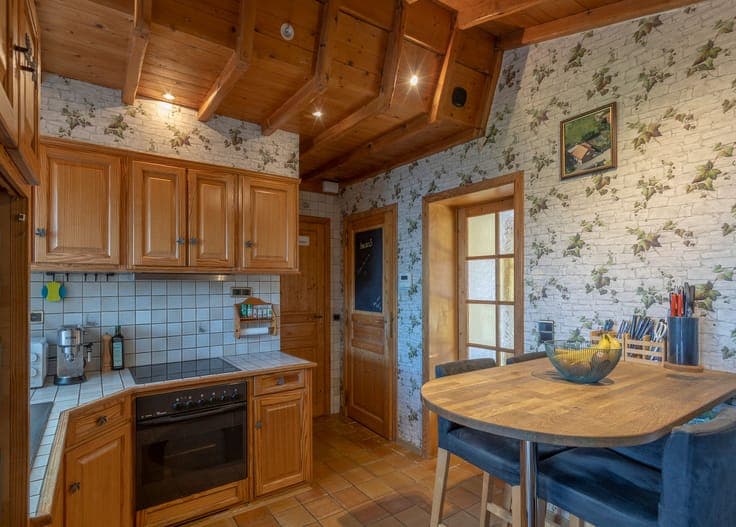 Charming home with sunny garden in Sint-Ulriks-Kapelle