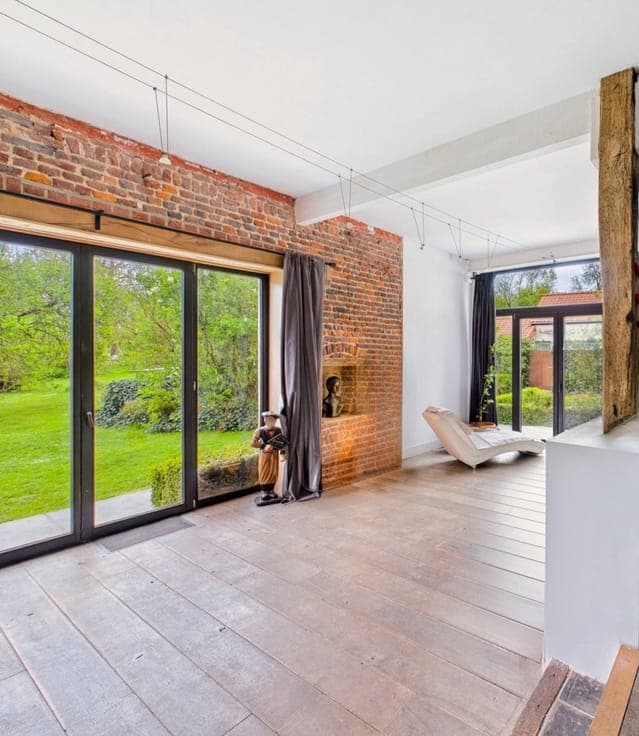 Prestigious property with rare charm in exceptional setting