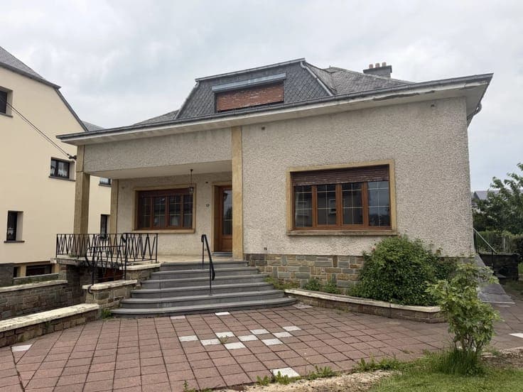 Sale - House Halanzy - 319,000 €