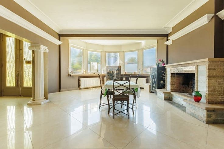 6-bedroom villa for sale in MONCEAU-SUR-SAMBRE
