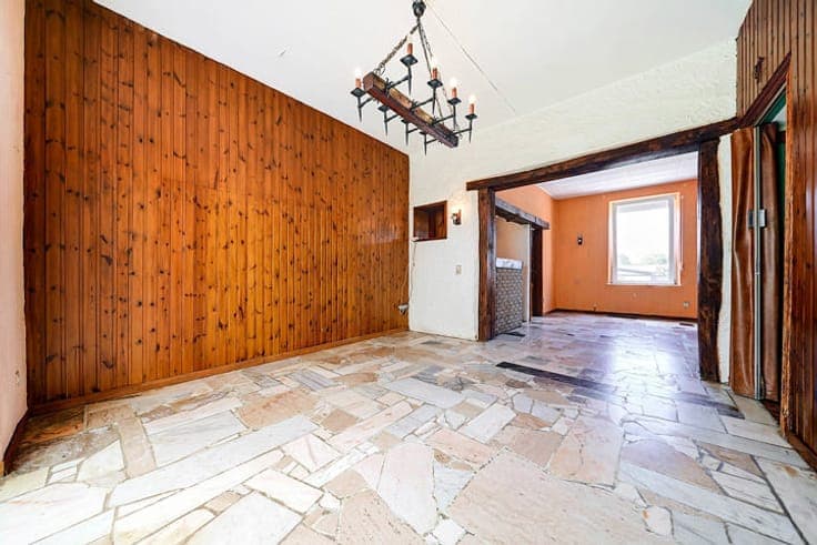House in Les Bons Villers