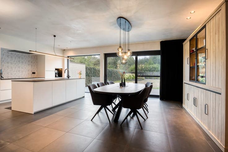 Recent spacious family home