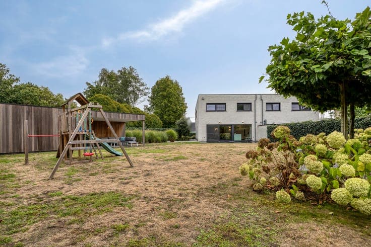 Recent spacious family home