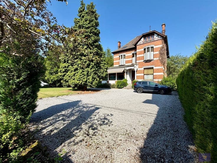 Beautiful house is waiting for you!