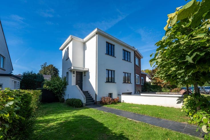 Espinette Centrale: Charming 3BR home, 1 bath