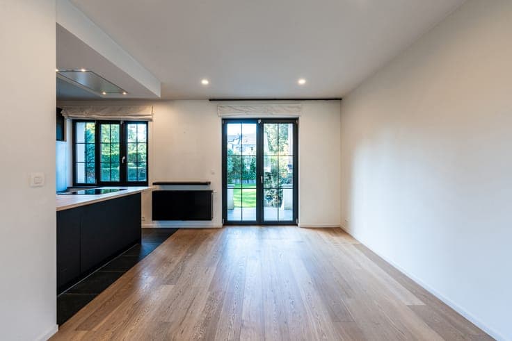 Espinette Centrale: Charming 3BR home, 1 bath