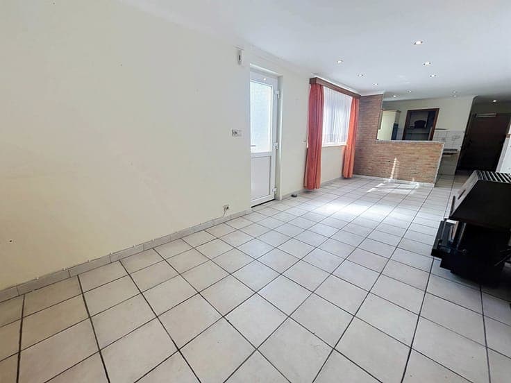 House in Chapelle-lez-Herlaimont
