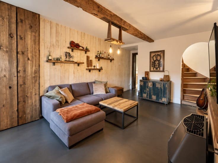 Charming 4 bedroom townhouse with city garden