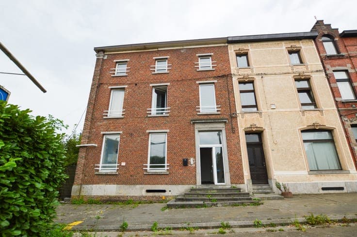 House in Courcelles