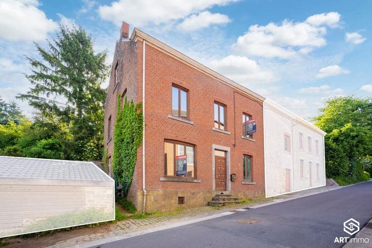 MAGNIFIQUE MAISON 3 FACADES - POSS. 6 CH - JARDIN - FONTIN