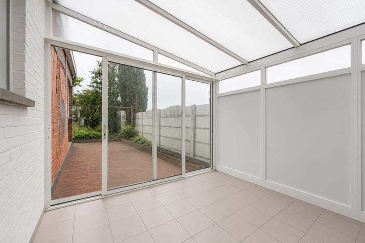 Semi-detached house for sale in Lebbeke