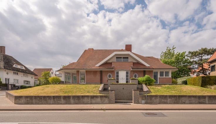 Exclusieve kustvilla te koop op toplocatie in Duinbergen