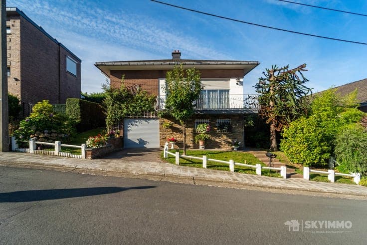 SUPERBE BUNGALOW 3 CHAMBRES - JARDIN -GARAGE - SAINT-NICOLAS