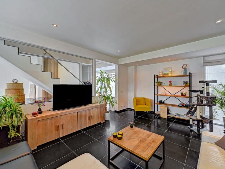 Modern home with EPC label A in a prime location