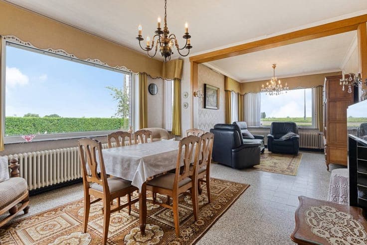 House to renovate with storage and rural view on 3635m²