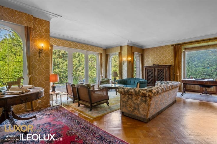 Charming home in need of renovation in Oppem