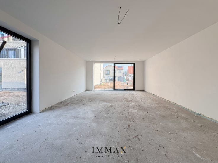 Res. YUKI | New construction with 4 bedrooms, garden & carpo