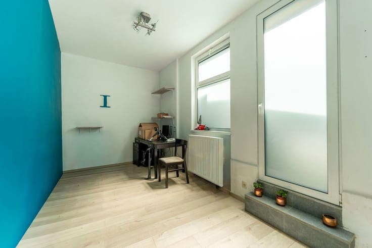 Idéal prof. libérale – Habitation rénovée avec 2 espaces pro