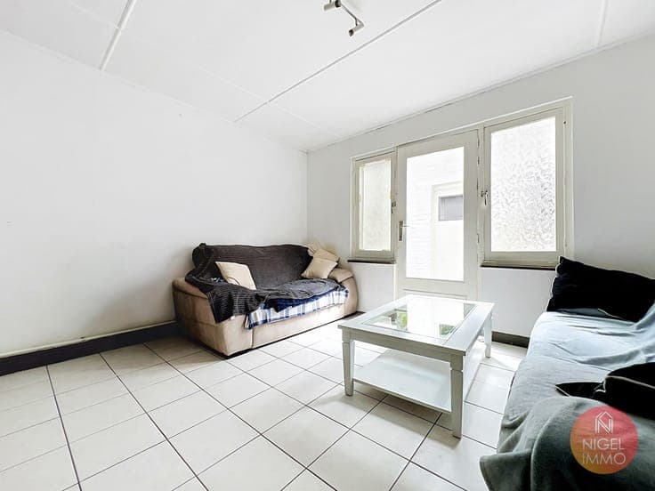 🏡 Vivegnis : maison + 2 ateliers, jardin, fort potentiel !